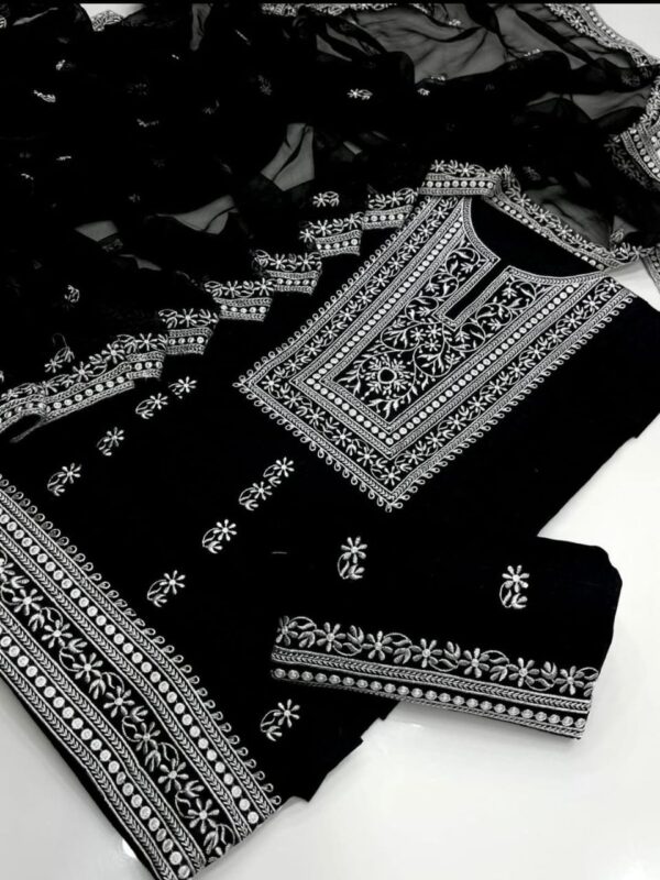 NEW Collection heavy Article