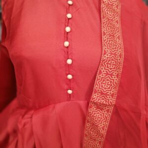Elegant Maxi 3-Piece Suit – Premium Quality at an Affordable Price