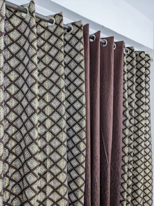 Stylish Velvet Jacquard Curtain Mashup – Elegant 3-Piece Set for Modern Spaces - Image 3