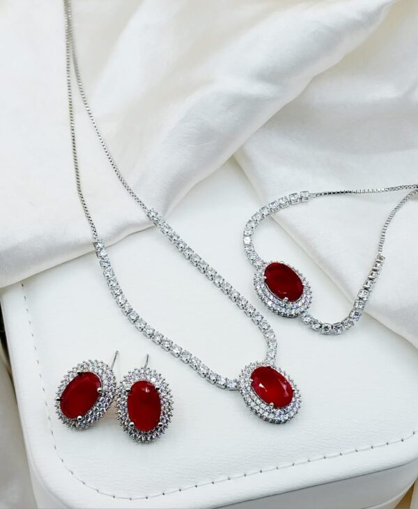 Elegant China Gold-Plated Locket Set – Timeless Charm at an Unbeatable Price - Image 7