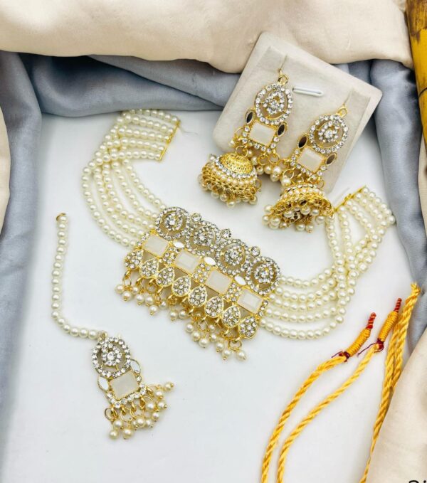 Trendy Barik Stone Choker Set – Stylish Elegance in 8 Stunning Colors - Image 7