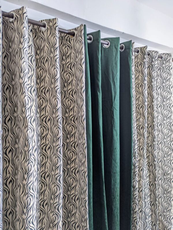 Stylish Velvet Jacquard Curtain Mashup – Elegant 3-Piece Set for Modern Spaces - Image 12