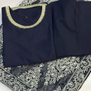 Elegant Silk Ensemble with Intricate Embroidery – Limited Edition