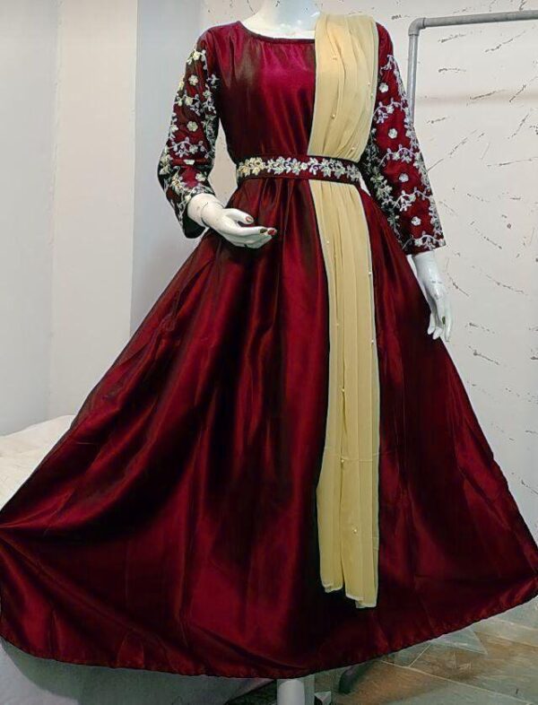 Elegant Embroidered Maxi Set with Pearl-Embellished Dupatta - Image 4