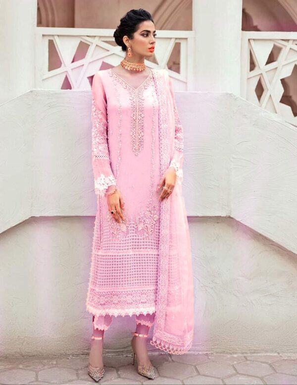 Radiate Elegance with the All-New Mushq Luxury Embroidered Ensemble - Image 2