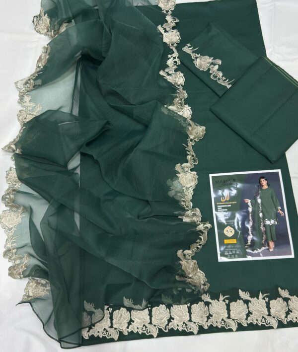 Maria B 1092 Luxury Embroidered 3-Piece Lawn Suit - Image 8