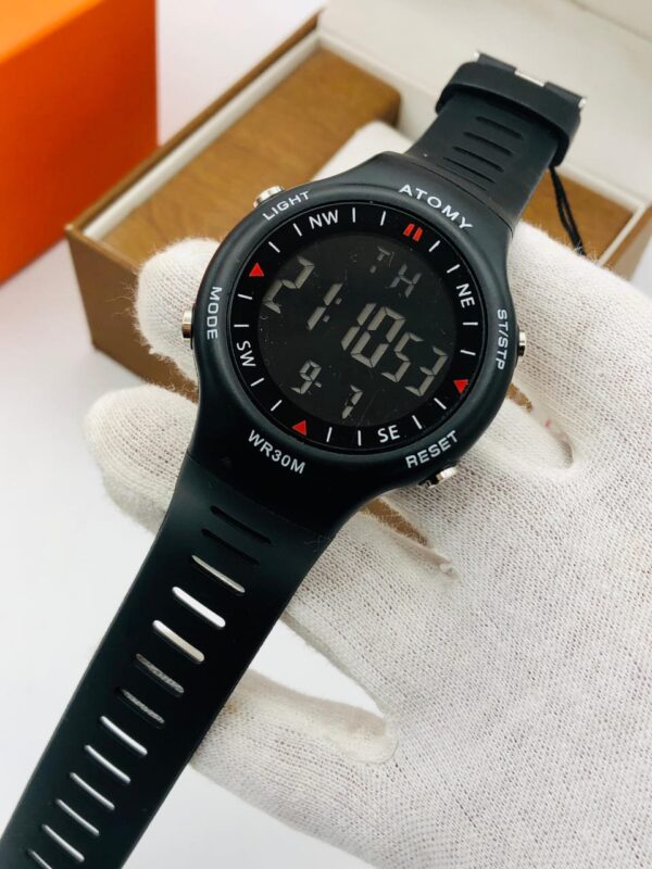 Stylish Digital Sports Watch – Now Available in 5 Colors - Image 2