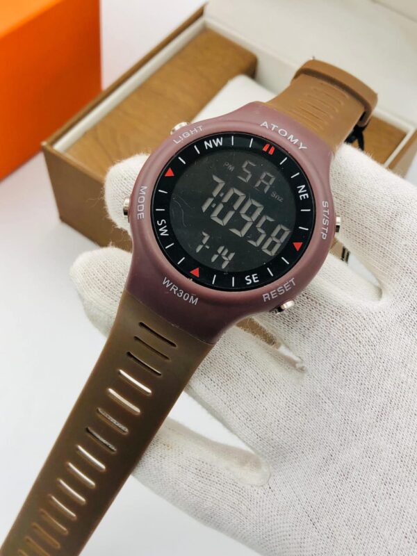 Stylish Digital Sports Watch – Now Available in 5 Colors - Image 4