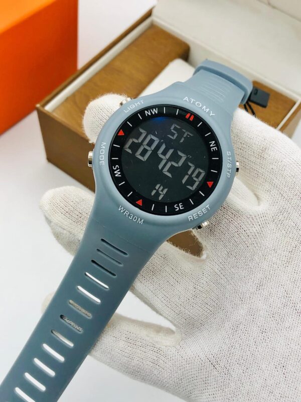 Stylish Digital Sports Watch – Now Available in 5 Colors - Image 3