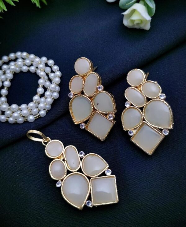 Elegant Egyptian-Turkish Locket Set – Premium Finish in 7 Stunning Colors - Image 4