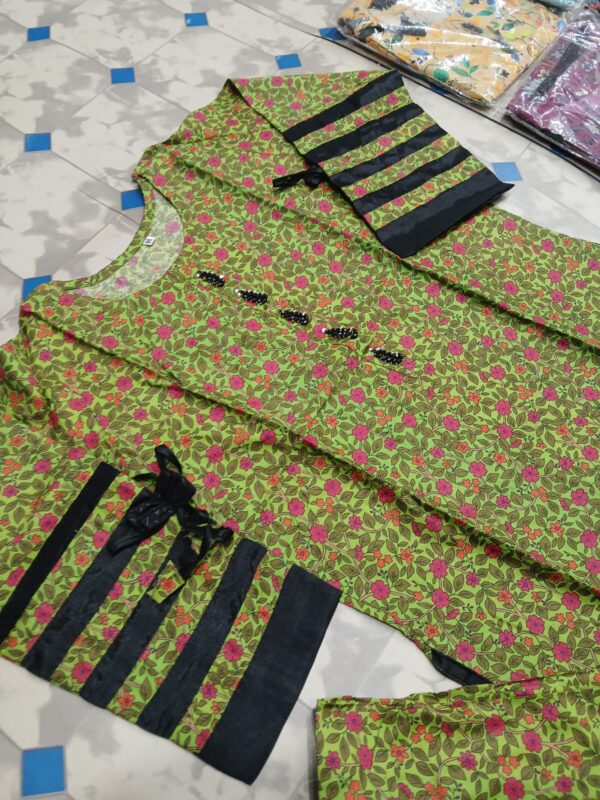 Elegant Handwork 2-Piece in Digital Lawn – Refined Style for Quality Lovers - Image 2