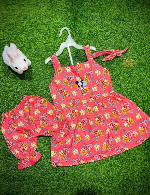 Adorable 3-Piece Baby Outfit Set – Frock, Shorts & Hair Bin for Just Rs. 1299 - Image 3