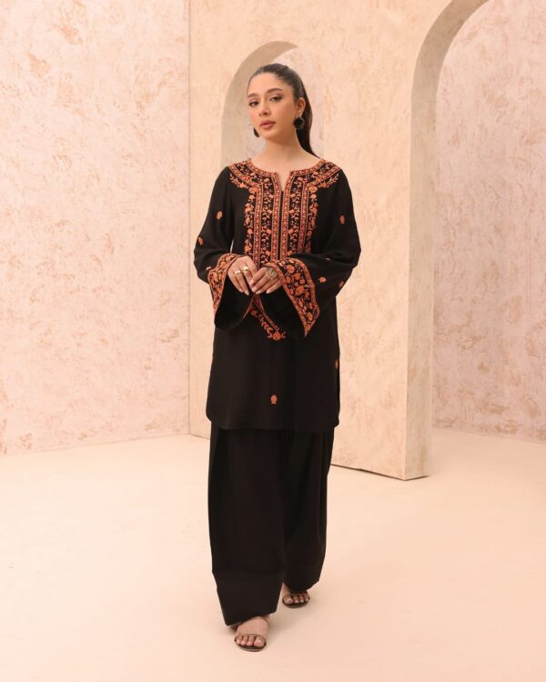 Sofia 2PC Embroidered Summer Lilen Set – Stylish Comfort for Rs. 2300