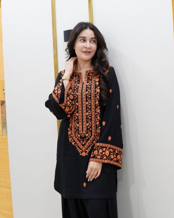 Sofia 2PC Embroidered Summer Lilen Set – Stylish Comfort for Rs. 2300 - Image 5