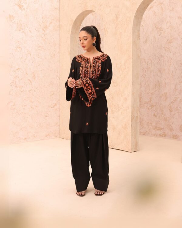 Sofia 2PC Embroidered Summer Lilen Set – Stylish Comfort for Rs. 2300 - Image 4
