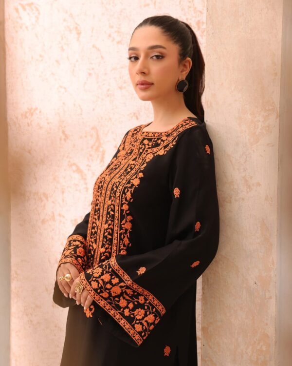 Sofia 2PC Embroidered Summer Lilen Set – Stylish Comfort for Rs. 2300 - Image 7