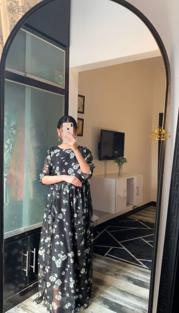 Stylish Coati Style 2-Piece Set – Floral Frock with Elegant Solid Coati - Image 6