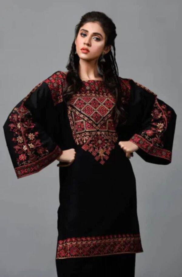 Kayseria Embroidered 2-Piece Lawn – Summer 2K25 Premium Drop - Image 3