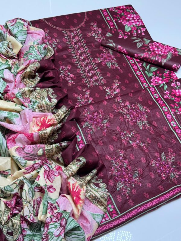 Premium Lawn 3-Piece Suit with Elegant Embroidery and Digital Prints - Image 6
