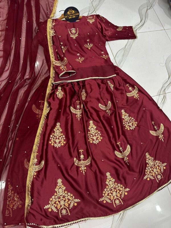 Eid Special ZK She's Collection | Elegant Sequence Embroidered Top & Skirt with Pearls Chiffon Dupatta - Image 4