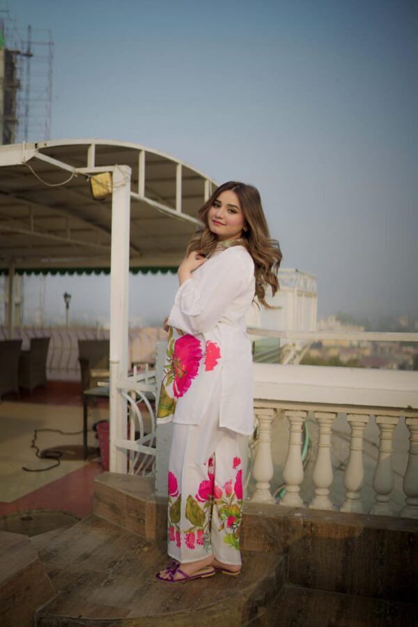 Stylish Printed 2-Piece Outfit – Comfortable and Trendy CRAP Lawn Fabric – Limited Stock! - Image 8