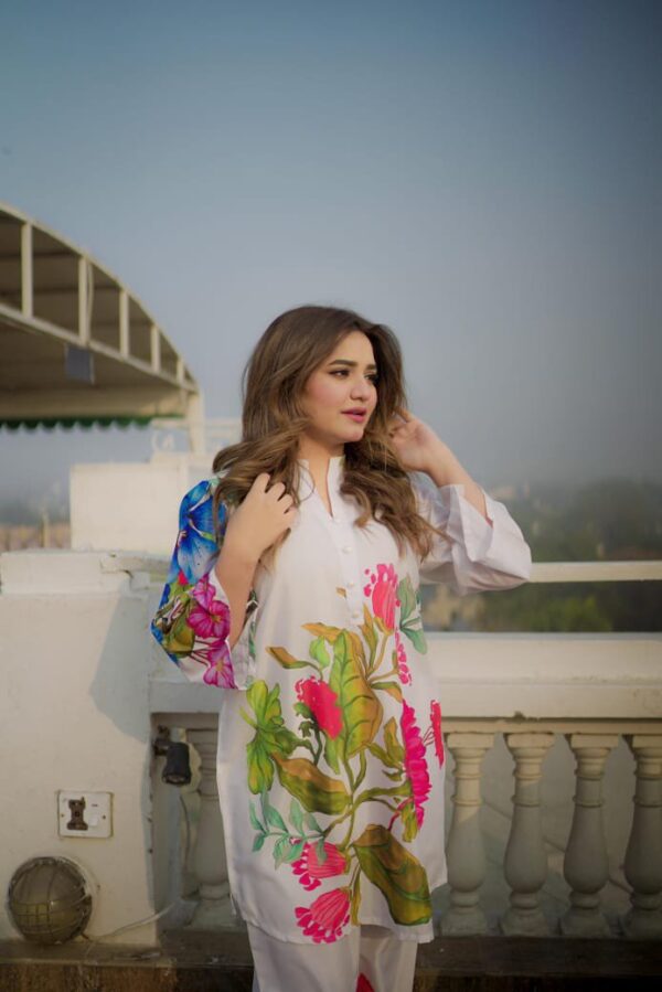 Stylish Printed 2-Piece Outfit – Comfortable and Trendy CRAP Lawn Fabric – Limited Stock! - Image 4