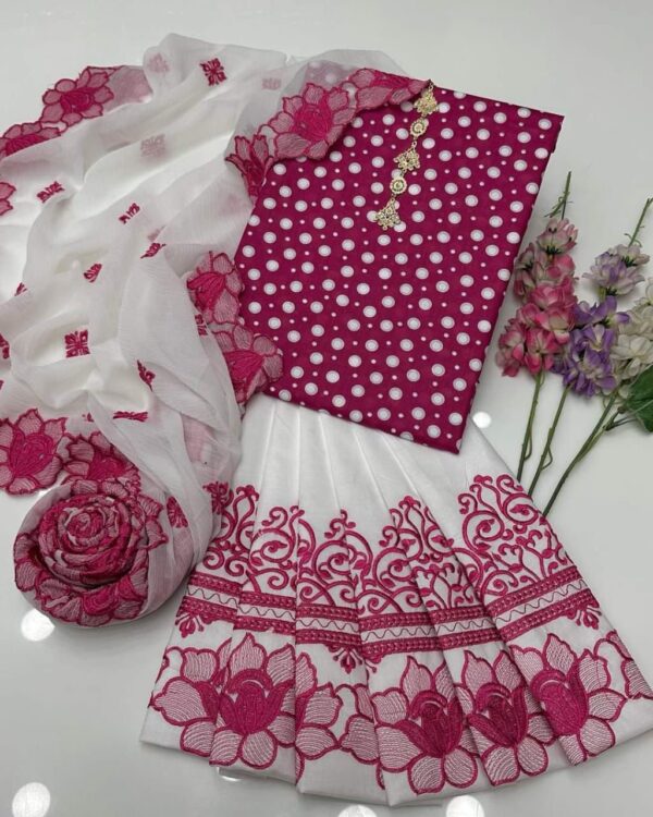 Polka Print Cotton Dress 2025 | Embroidered Chiffon Dupatta & Cotton Trouser – 3 Piece Suit with Free Delivery