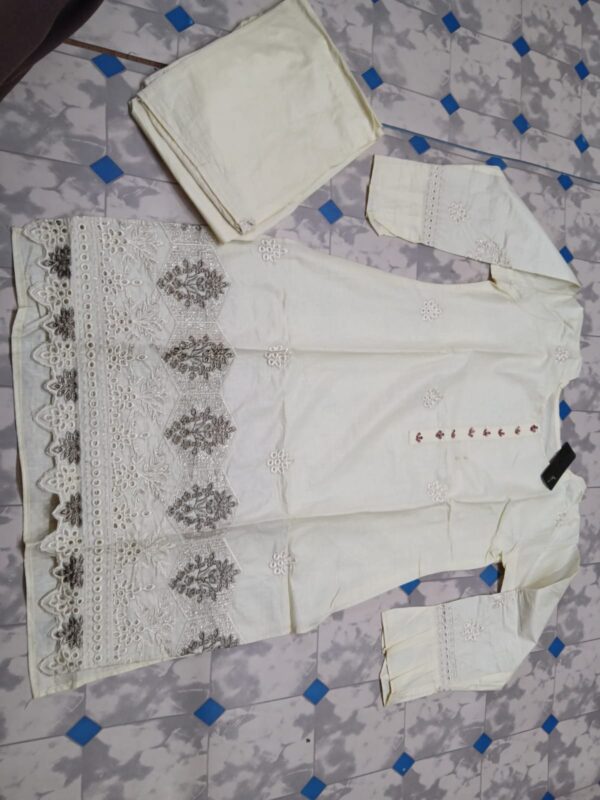 Standard Size Cotton Embroidered Two-Piece – For Quality Lovers - Image 13